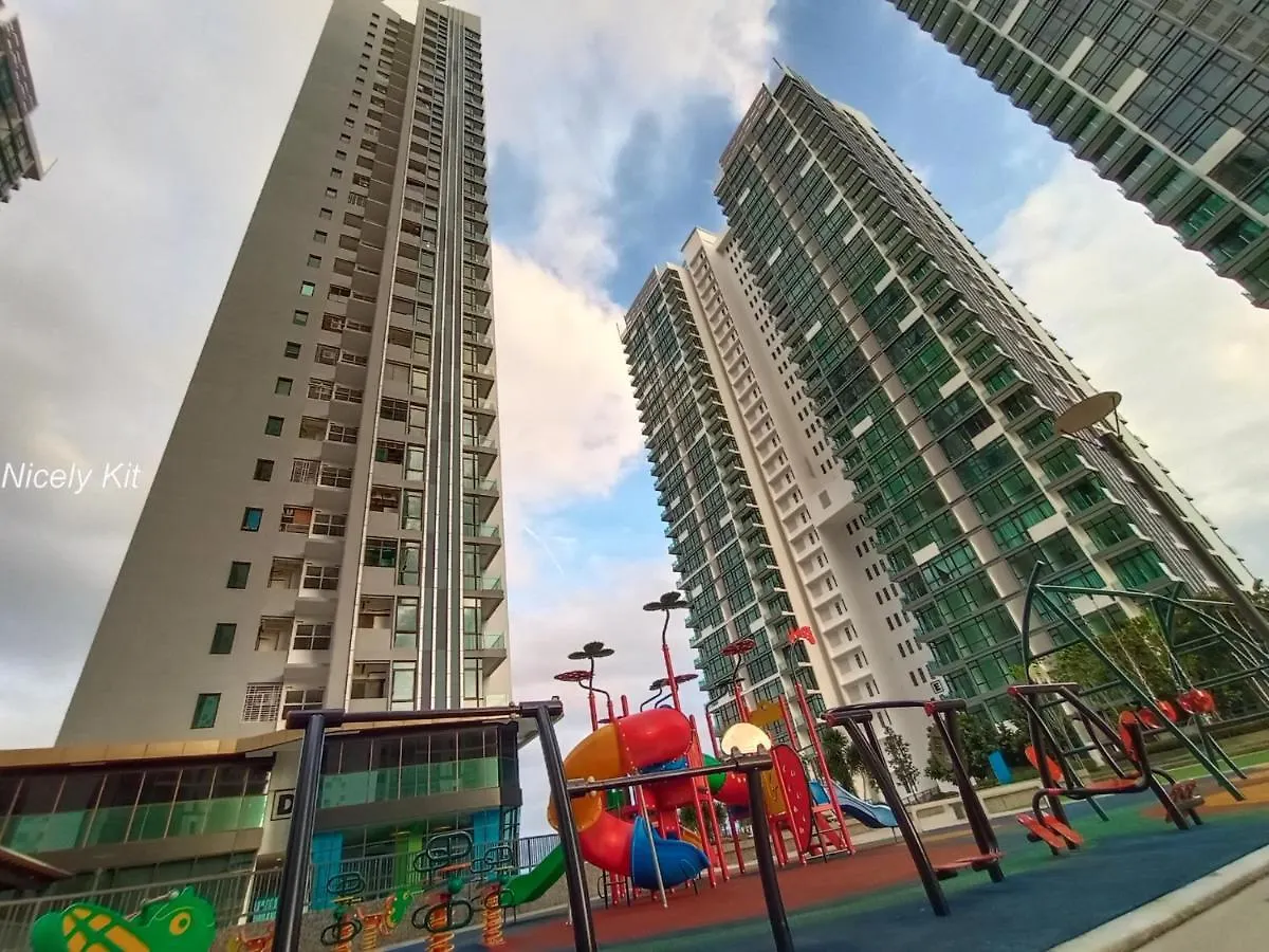 Marina Cove Executive Suite @ Johor Bahru 0*,  Malajsie