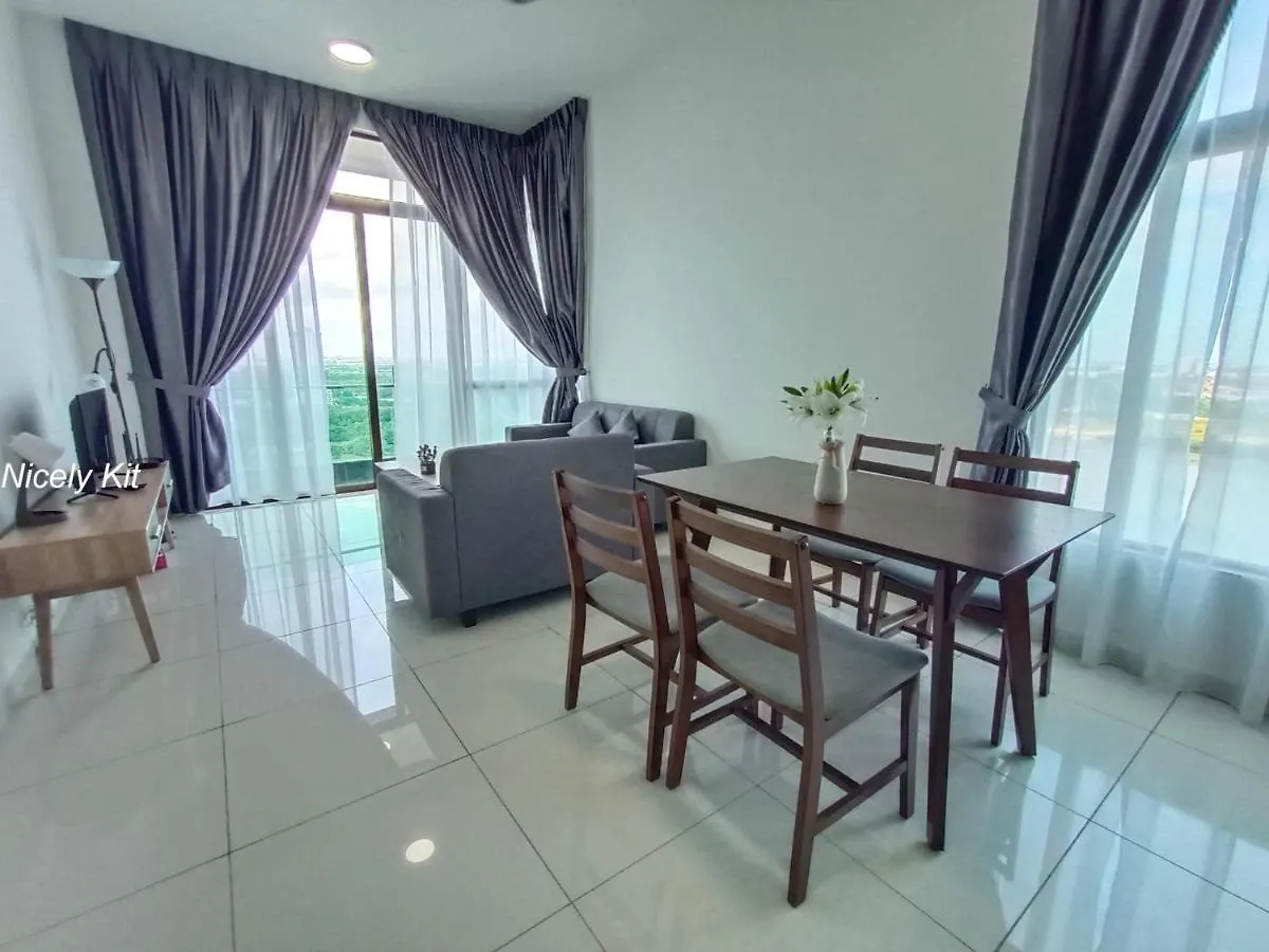 Marina Cove Executive Suite @ Johor Bahru 0*,  Malajsie